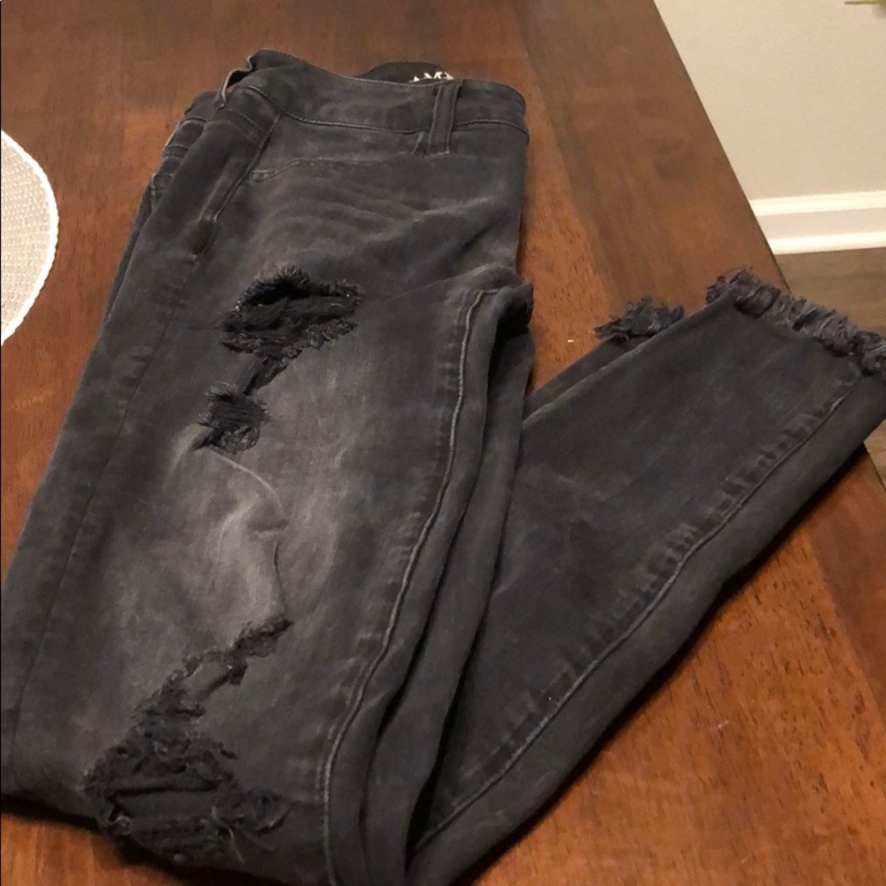 American eagle black distressed skinny jeans